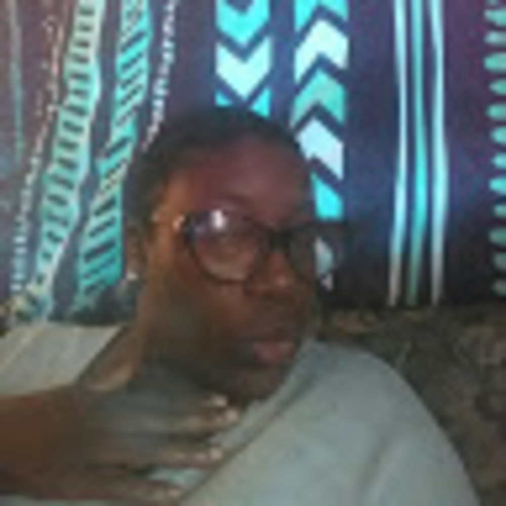 Meet your Posher, Candus